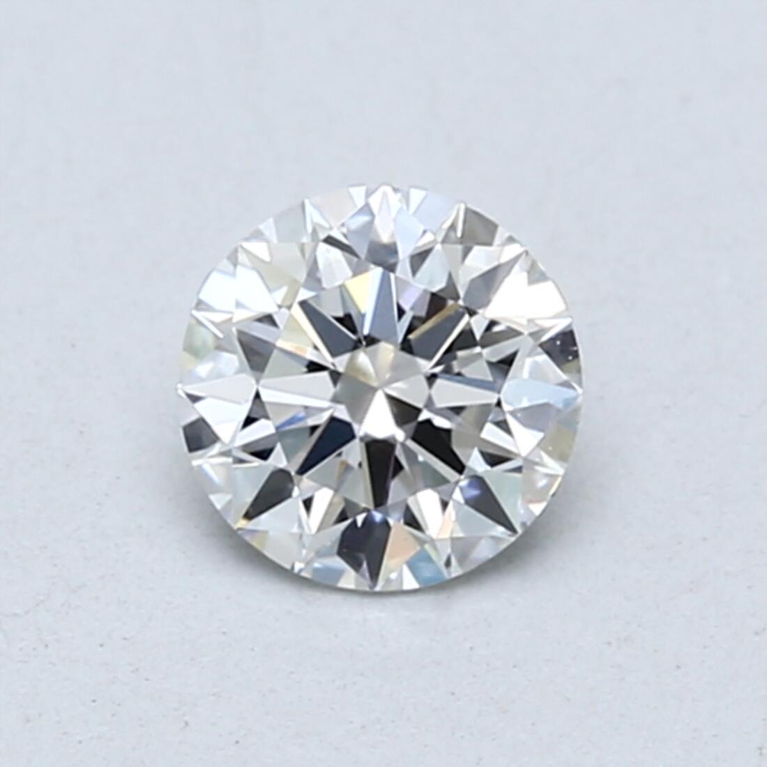 0.61carat, E color, VVS2 clarity, ID cut, EX polish, EX symmetry, NON fluorescence, IGI lab, 795615572 certificate, lab grown, diamond