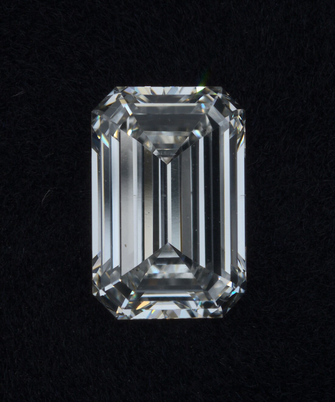 1.04carat, G color, SI1 clarity, 0 cut, EX polish, EX symmetry, NON fluorescence, IGI lab, 532240029 certificate, lab grown, diamond