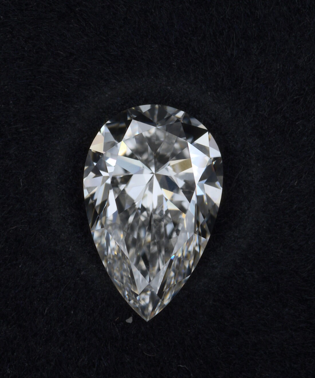 0.61carat, G color, VVS2 clarity, 0 cut, EX polish, EX symmetry, NON fluorescence, IGI lab, 530296226 certificate, lab grown, diamond