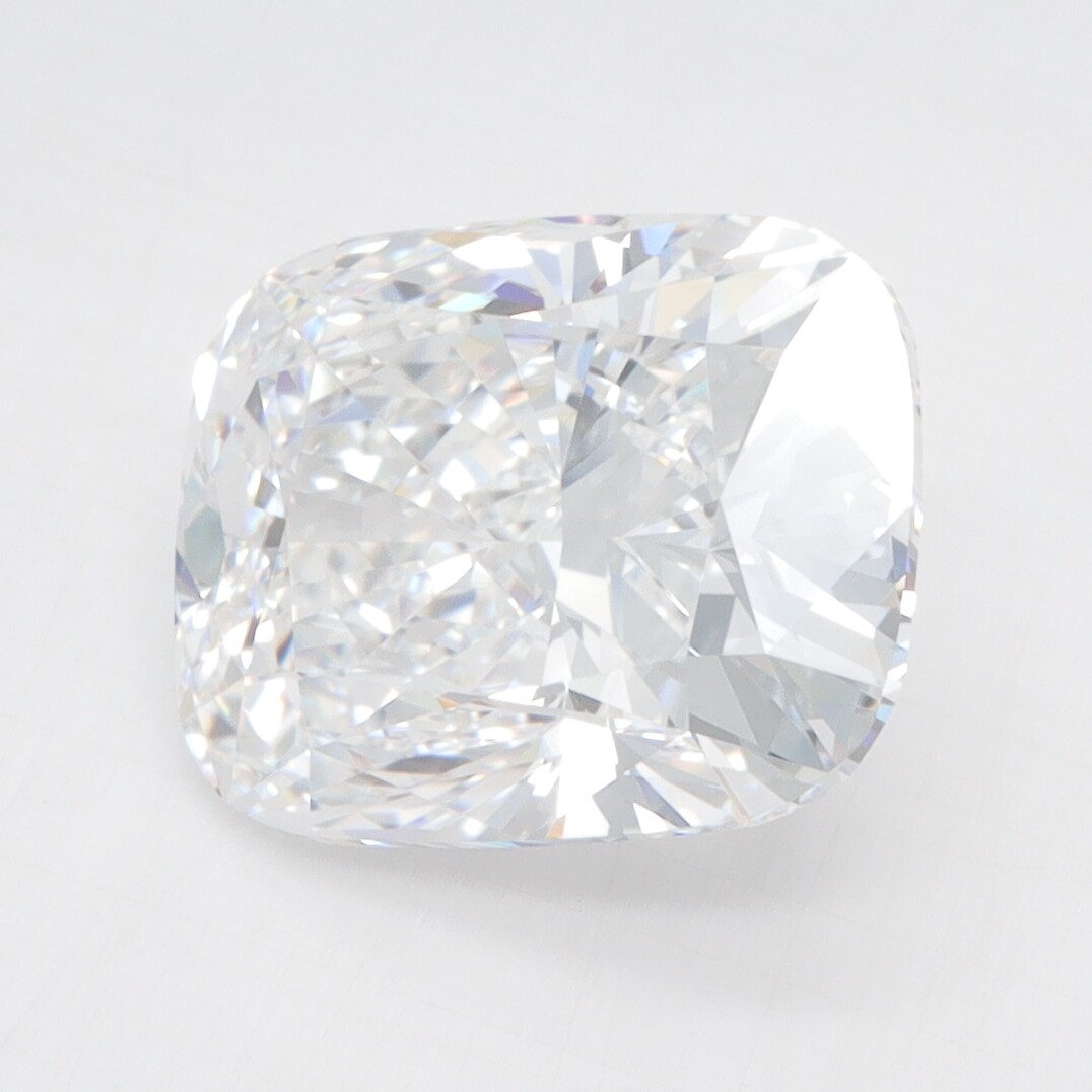 4.27carat, E color, VVS1 clarity, 0 cut, EX polish, EX symmetry, NON fluorescence, IGI lab, 681578786 certificate, lab grown, diamond
